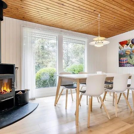 8 Person In V Ggerl Se By Traum * Bøtø By
